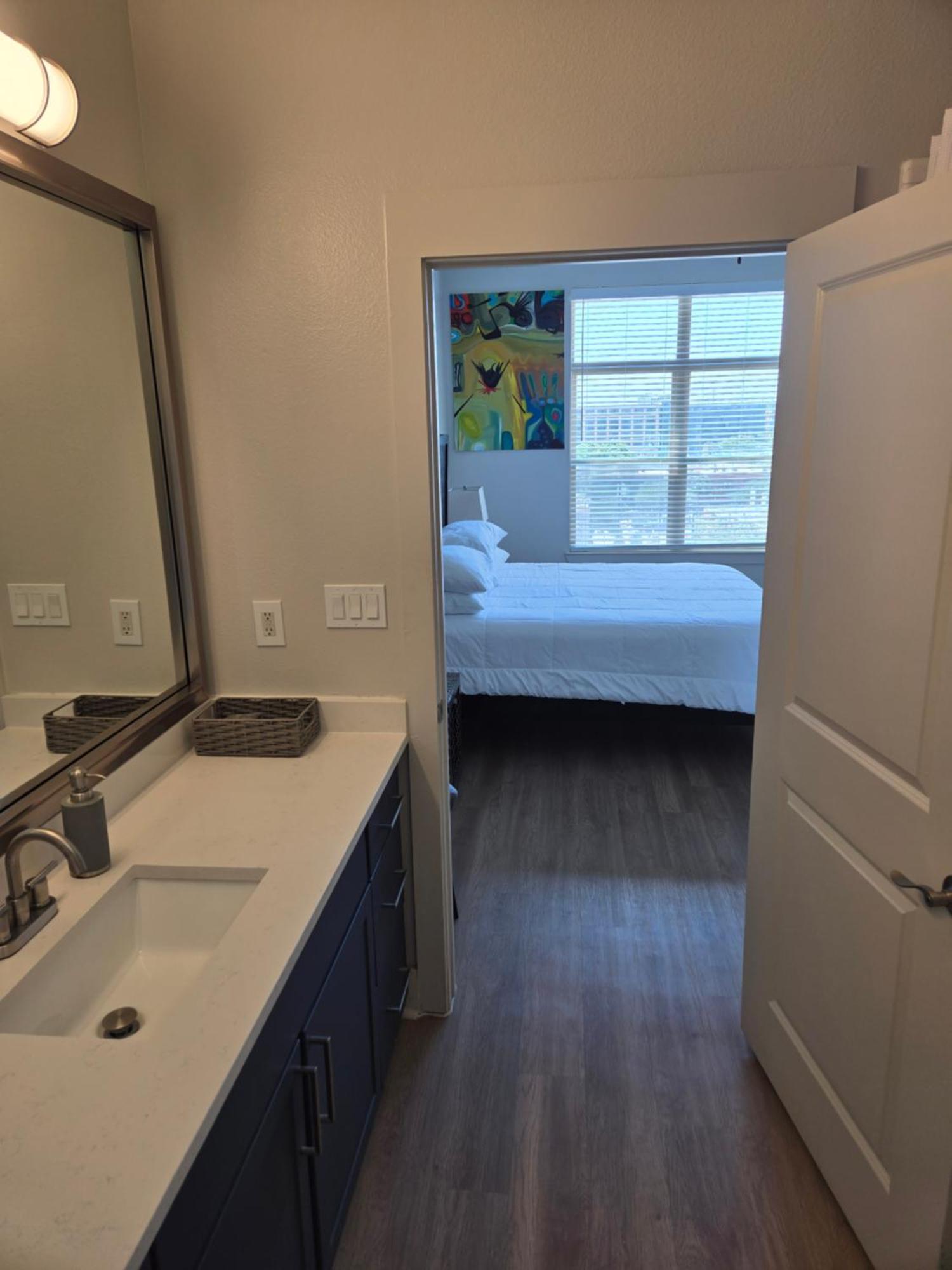 2Bdrm/2 King Beds/1Air Mattress Appartement Dallas Buitenkant foto